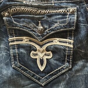 Rock Revival Men’s Benjamin Relaxed Straight Distressed Jeans 39”x31”